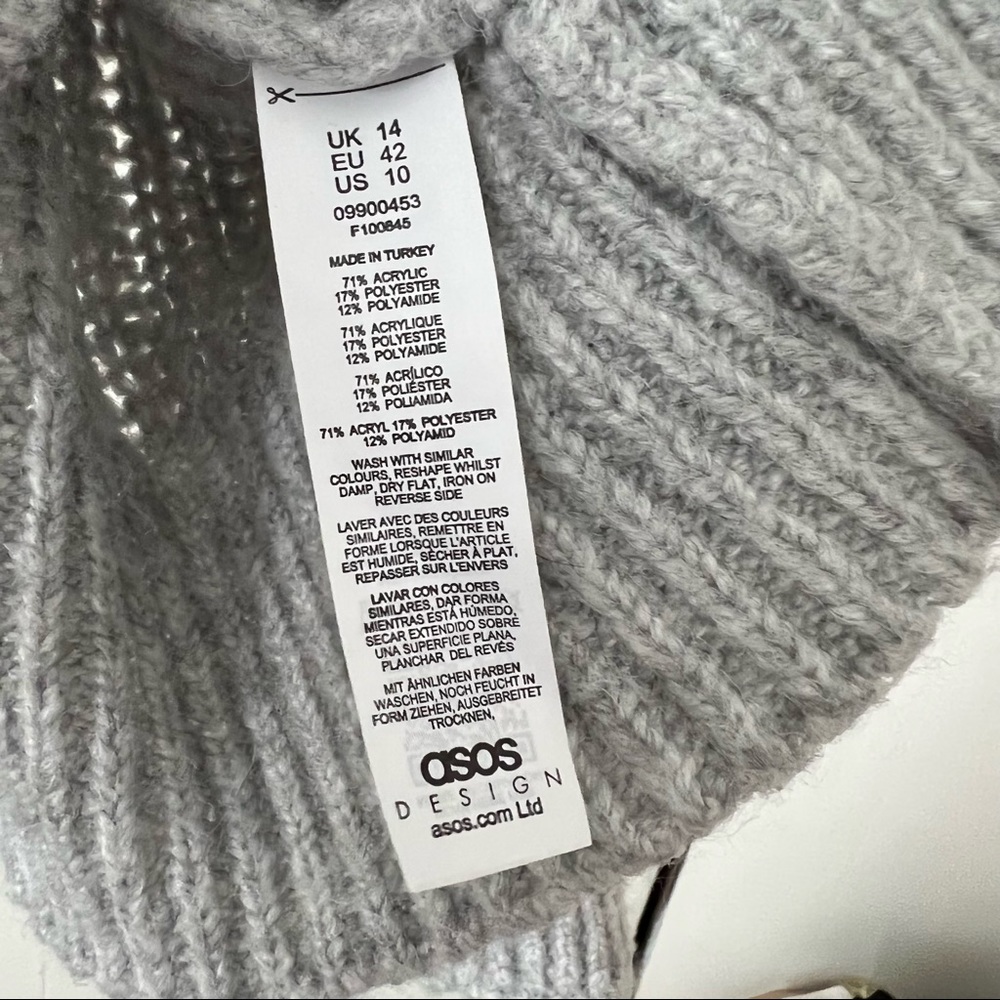 ASOS Design | Light Grey Cropped Sweater - Picture 4 of 4